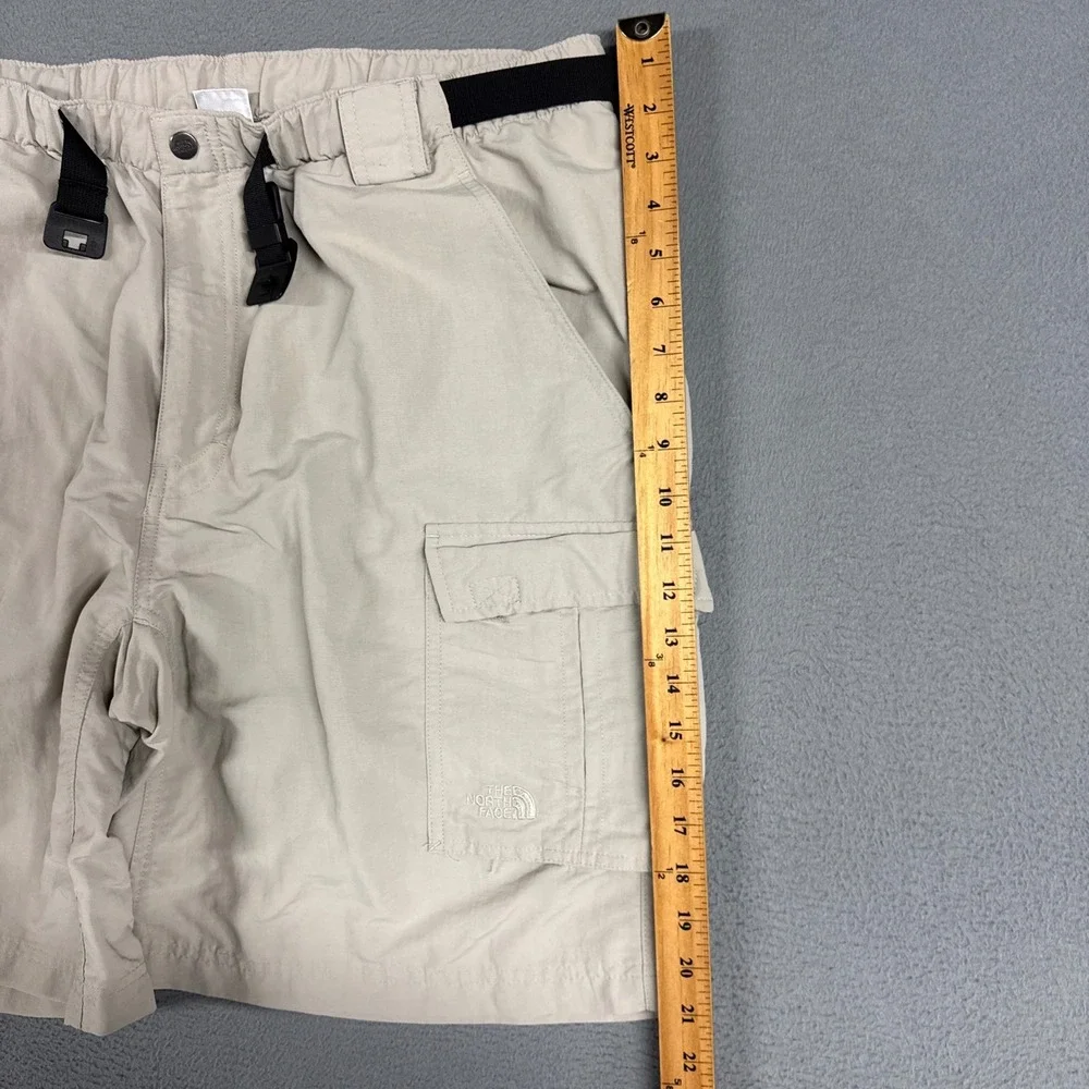 The North Face Shorts Mens XL Tan Cargo Gorpcore Hiking Belted Nylon Outdoors